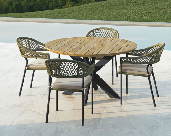 Maze Bali Rope Weave 4 Seat Round Fixed Dining Set