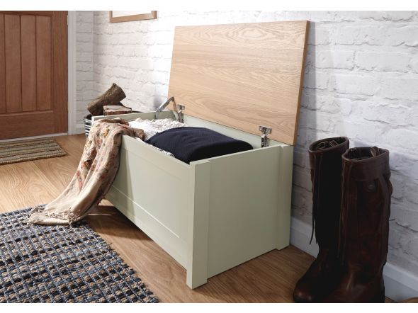 GFW Lancaster Ottoman Storage